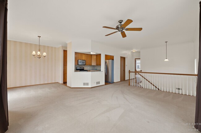 Building Photo - 1100 Ellsworth Dr