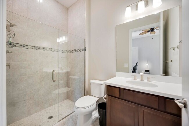 Building Photo - 18009 Northwood Pl