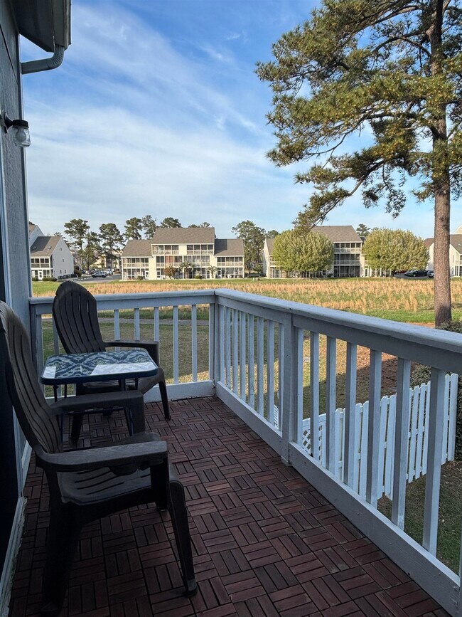 Building Photo - 3700 Golf Colony Ln