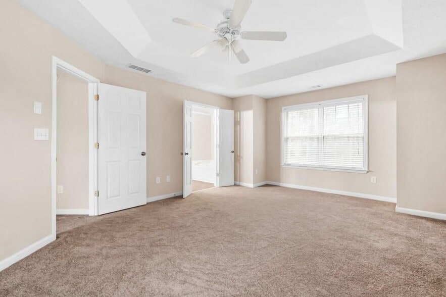 Building Photo - 1393 Glenover Way