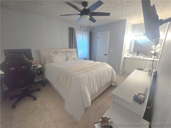 Building Photo - 9421 Gooden Dr
