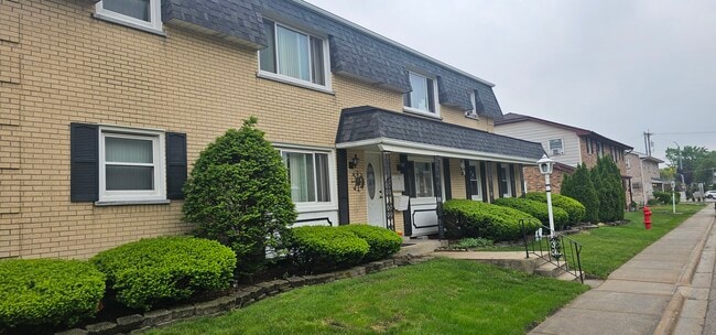 Building Photo - 7506 Country Ln