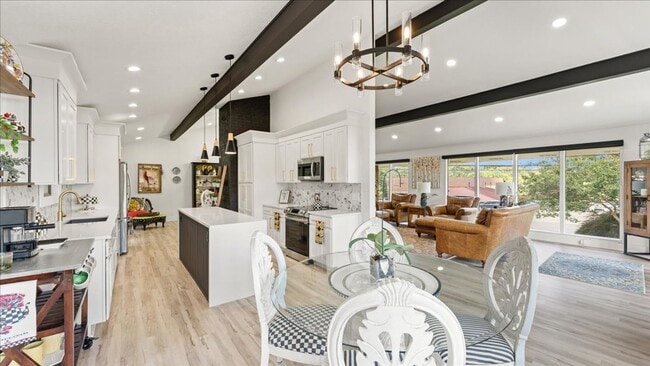 Building Photo - Renovated Mid-Century Modern Home in Belmont West with Finished Basement & Fenced Yard