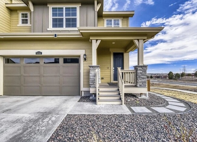 Building Photo - Luxurious CORNER LOT - 3bd 2.5 paired home in Dove Village!