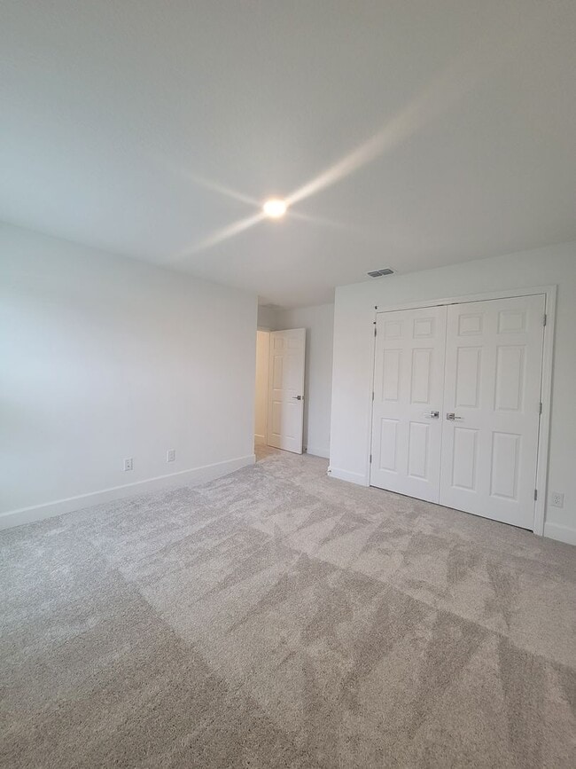 Building Photo - 5 Bedroom Brand New House with Innovative Technology near Winter Park