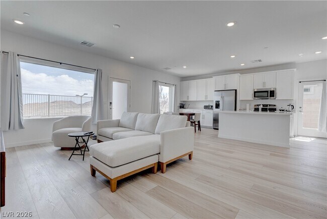 Building Photo - 904 Kings Clf Ln