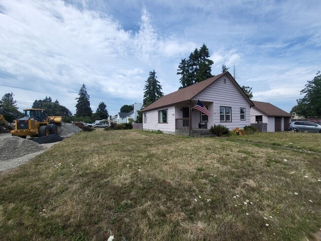 Building Photo - 2 Bedroom 1 Bath in Centralia