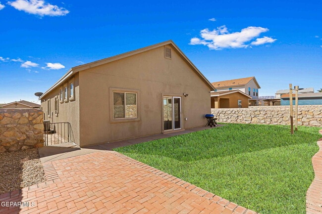 Building Photo - 7213 Copper Trail Ave