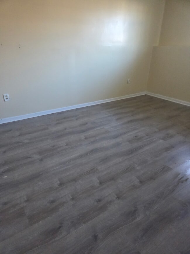 Building Photo - 5425 Sheriff Rd