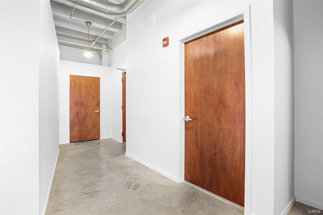 Building Photo - 2319 Chouteau Ave