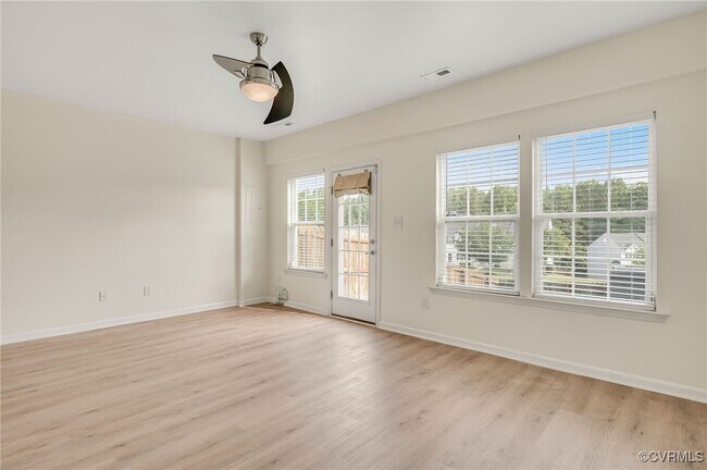 Building Photo - 3903 Beethoven Ct