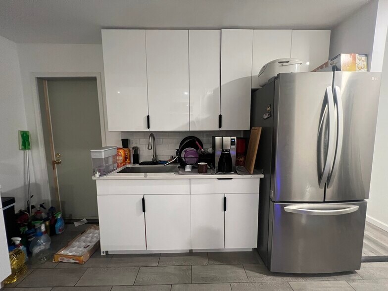 Unit 1 - Open Kitchen - 2031 N 15th St