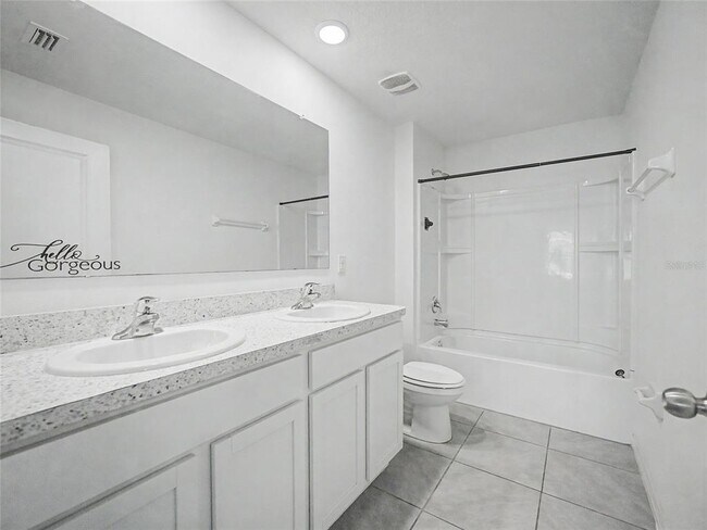 Building Photo - 6484 SE 4th Ln