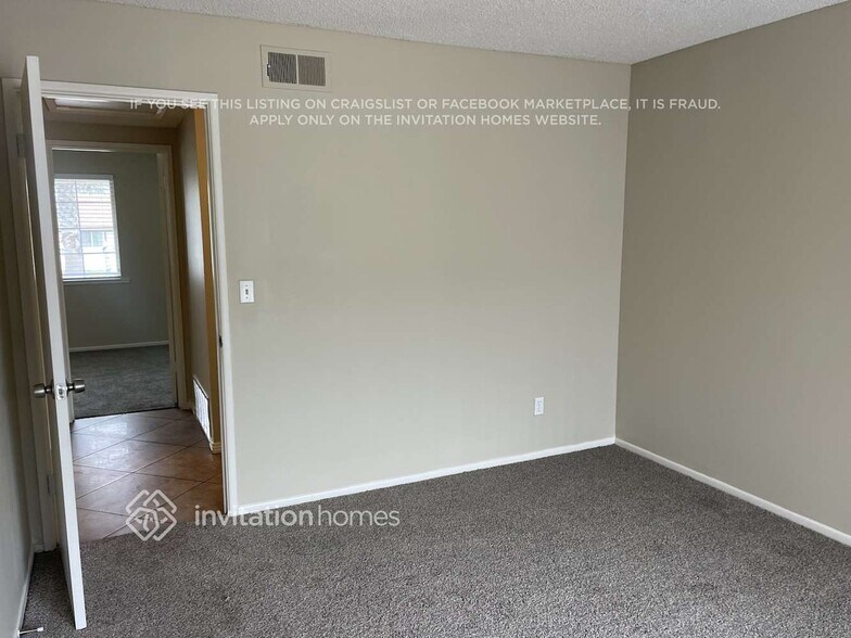 Building Photo - 6349 Orange Knoll Ave