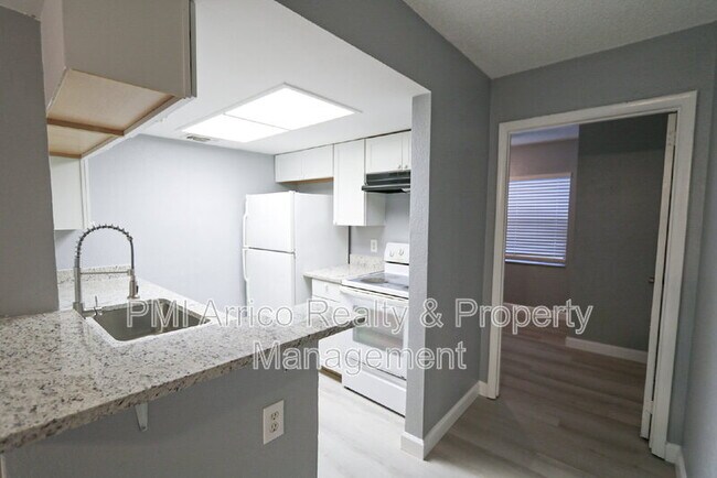 Building Photo - 1810 E 143rd Ave