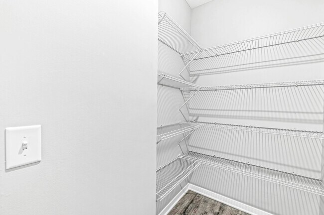 Building Photo - 260 N 10th St