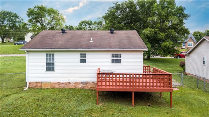 Building Photo - 1805 Colt Dr