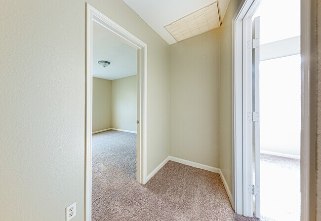 Building Photo - 20831 Bonham Park Ln