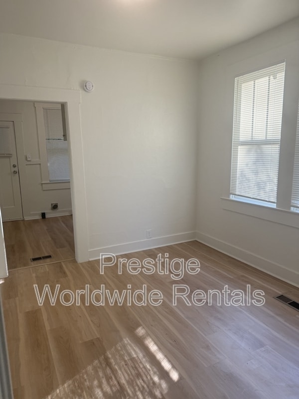 Building Photo - 2713 Dawson St