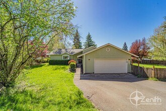 Building Photo - 2819 NE 54th St