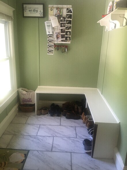 Building Photo - 1302 Hillside Ave