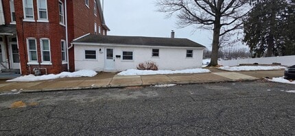 Building Photo - Spring City house with 2 bedrooms and bonus room