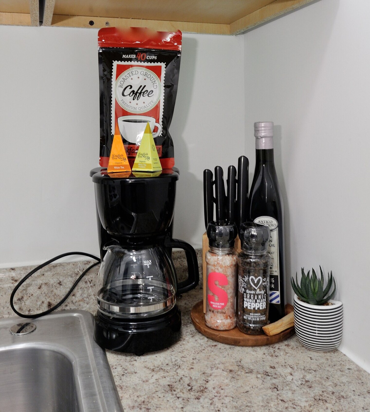 Building Photo - 374 W 35th St