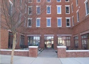 Building Photo - Norton Commons Rental