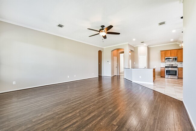Building Photo - 13719 Rolling River Ln