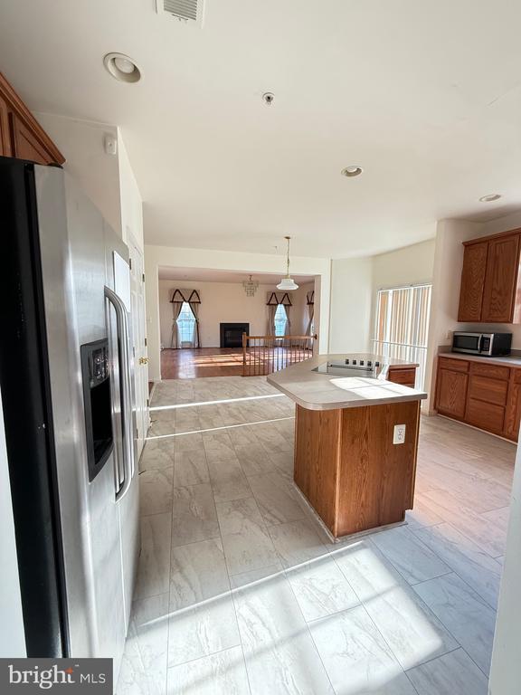 Building Photo - 1403 Northern Lights Dr