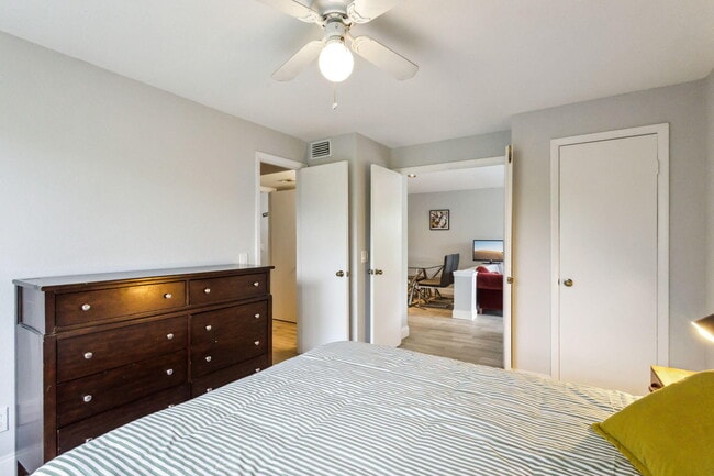 Building Photo - 1885 Palm Cove Blvd