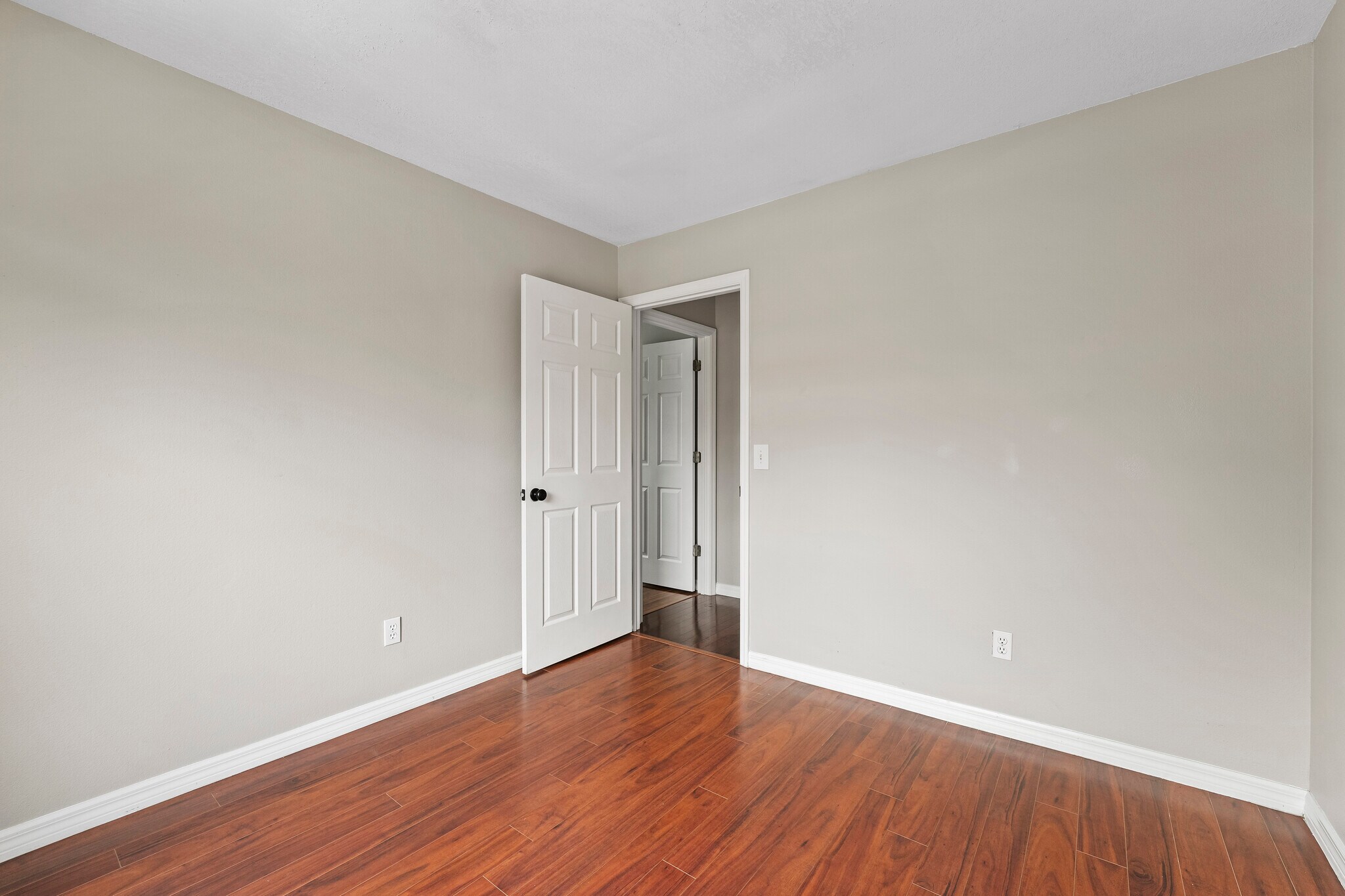 Building Photo - 11944 Cheltinham Dr