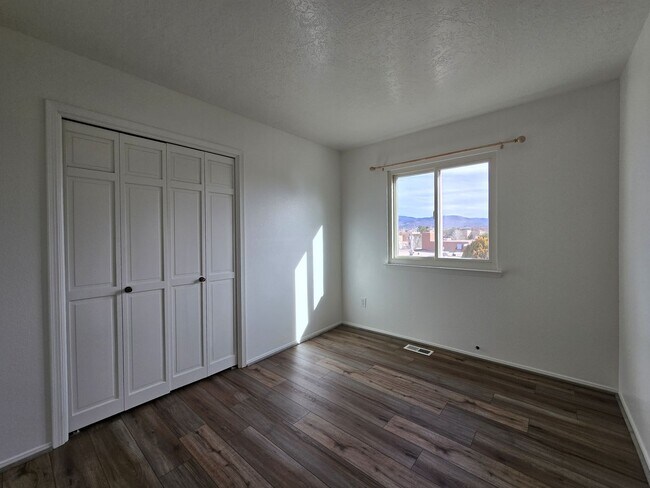 Building Photo - 2984 Corte Ojo De Agua