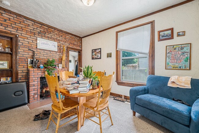 Building Photo - 2Bed/1Bath Duplex in Platte Park