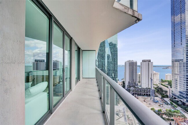 Building Photo - 1300 S Miami Ave