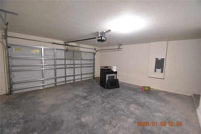 Building Photo - 36209 Sunflower Hl Dr