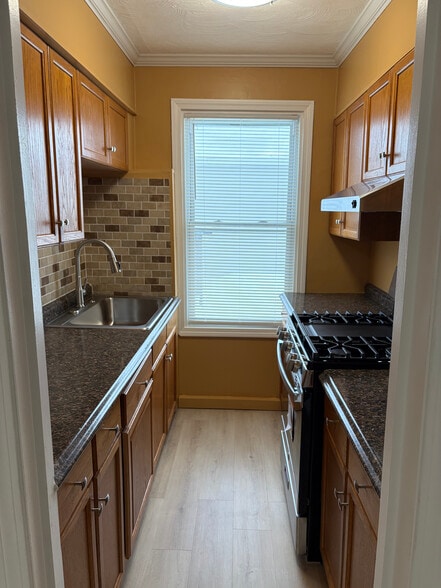 Kitchen - 24 middle st