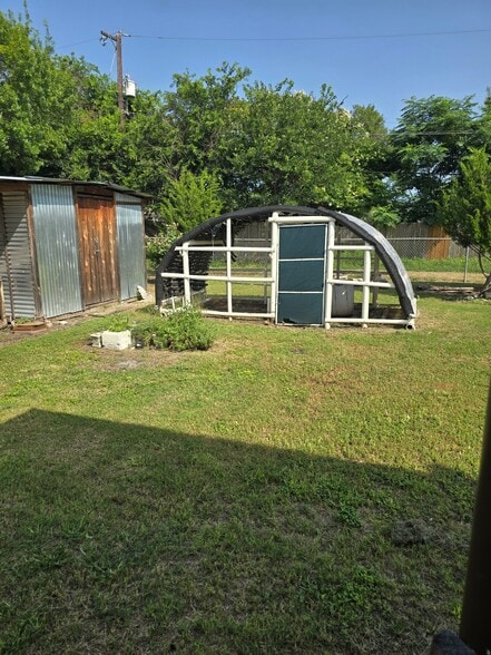 Building Photo - 106 Knollwood Dr