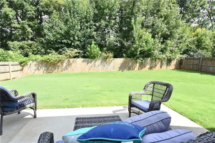 Building Photo - 3347 Baymount Way