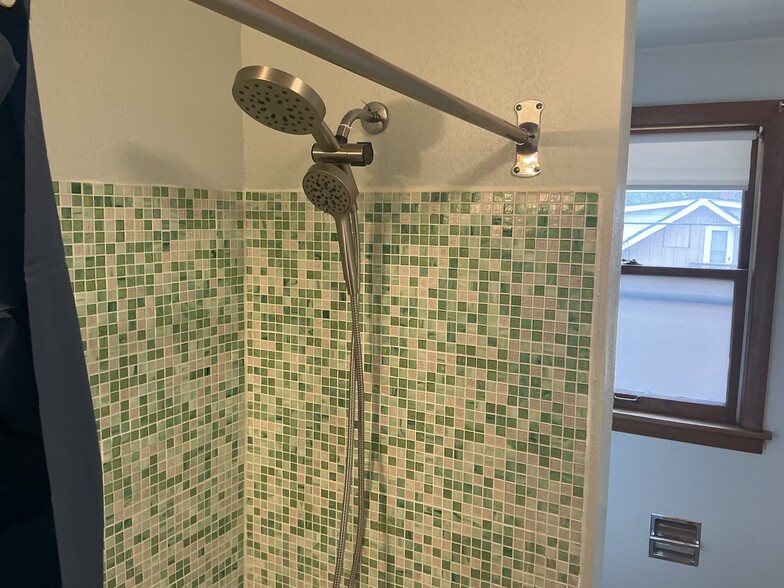 Shower - 4210 S 22nd St