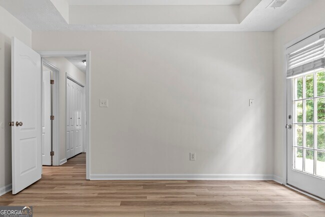 Building Photo - 1091 Creek Point Dr