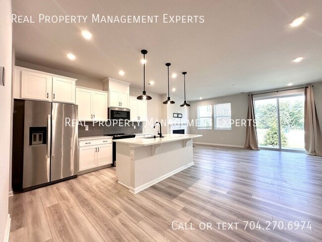 Building Photo - 4408 Iron Oak Ln