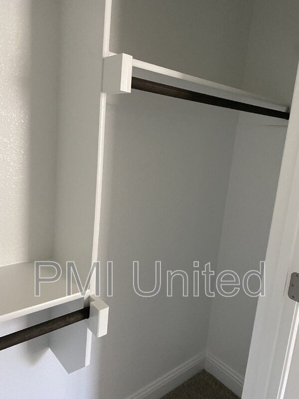 Building Photo - 11525 Nicholson Ln