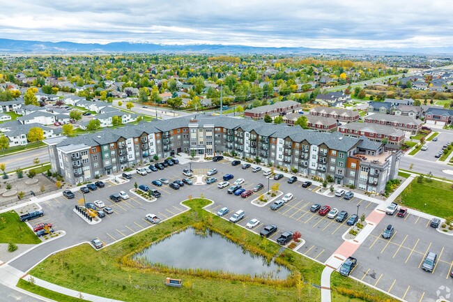 Primary Photo - Silver Creek Apartments