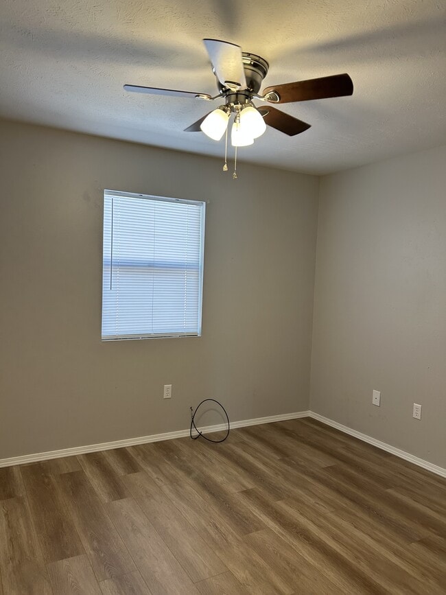 Building Photo - 172 Brooke Lynn Dr