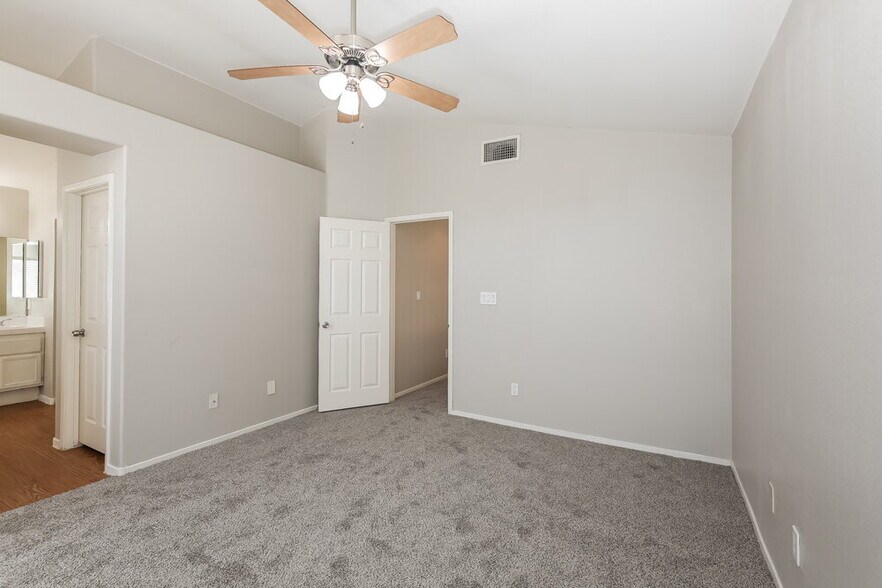 Building Photo - 1645 Splinter Rock Way
