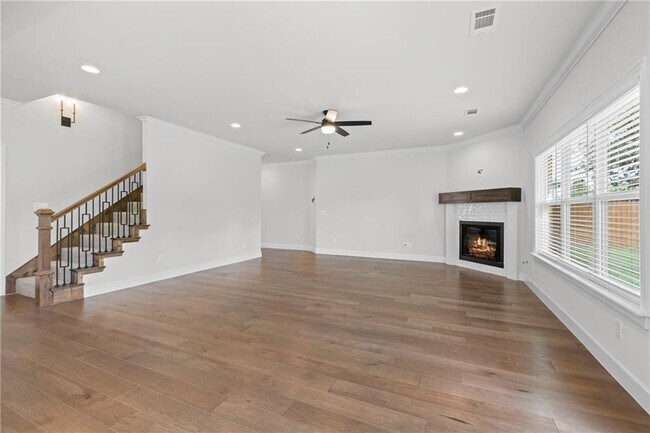 Building Photo - 1361 Sessile Oak Wy