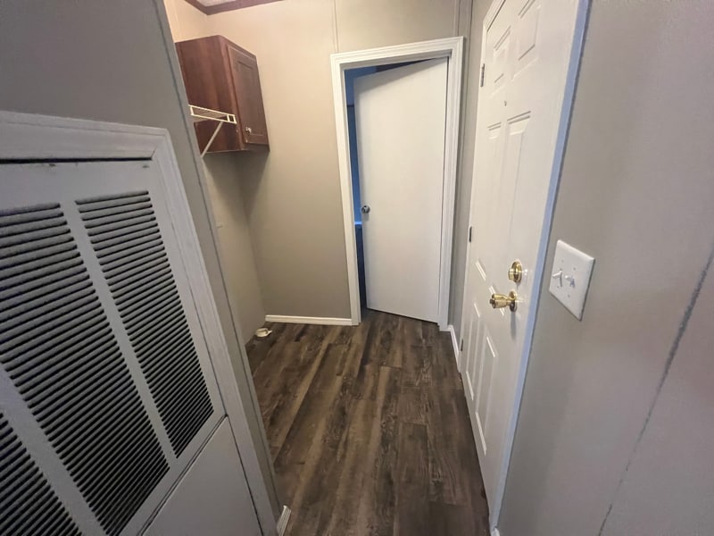 Building Photo - 58 Locust St