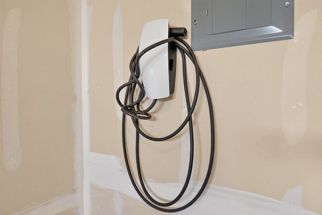 Building Photo - 1085 Duncan St