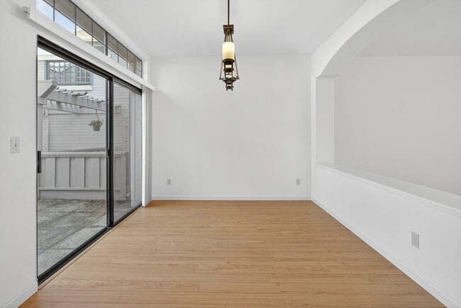 Building Photo - 466 Mountain Laurel Ct